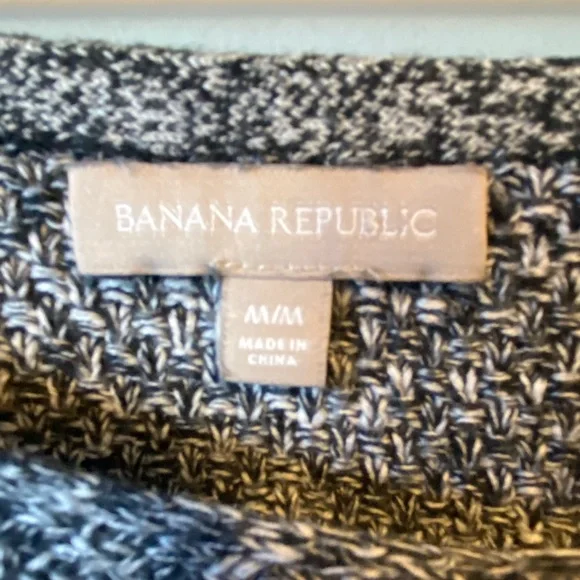 Grey Banana Republic Wooly Sweater || - Picture 3 of 3